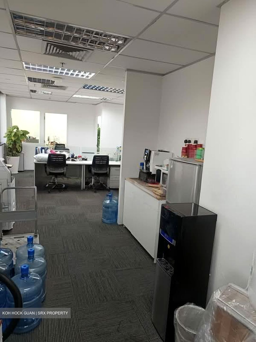 Og Albert Complex (D7), Office #567578131